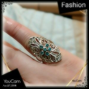 .925 silver ring blue topaz